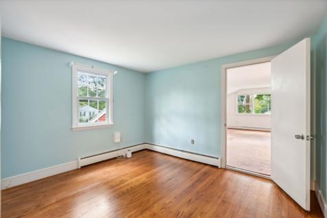 36 Murray Drive Cape Elizabeth ME 04107