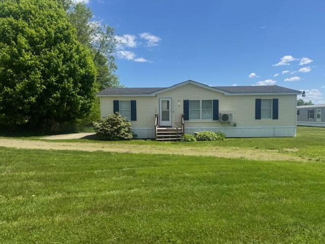 6 Mud Pond Road Palmyra ME 04965