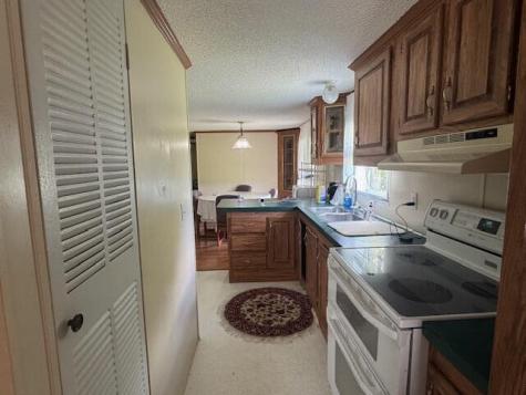 6 Mud Pond Road Palmyra ME 04965