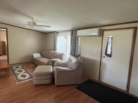 6 Mud Pond Road Palmyra ME 04965