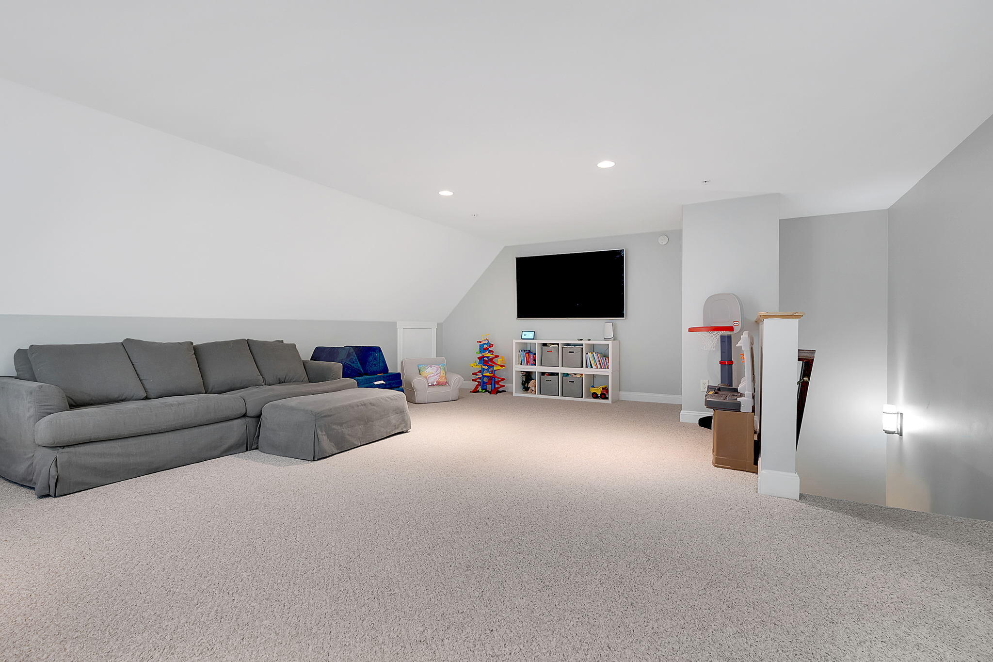 8 White Pine Way Falmouth ME 04105