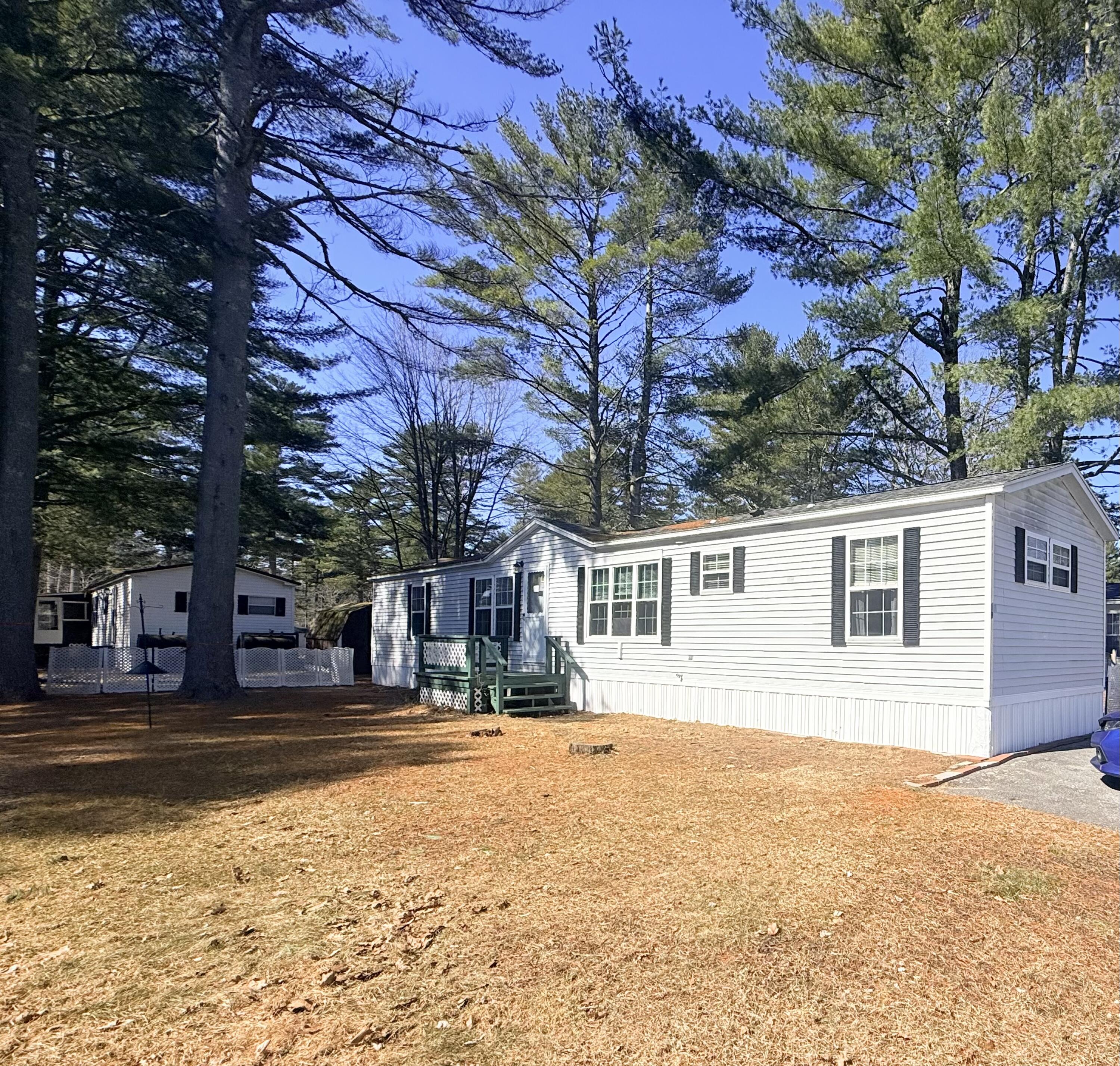 19 Larry Lane Brunswick ME 04011