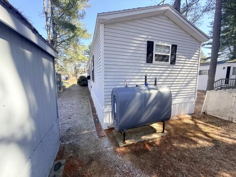 19 Larry Lane Brunswick ME 04011