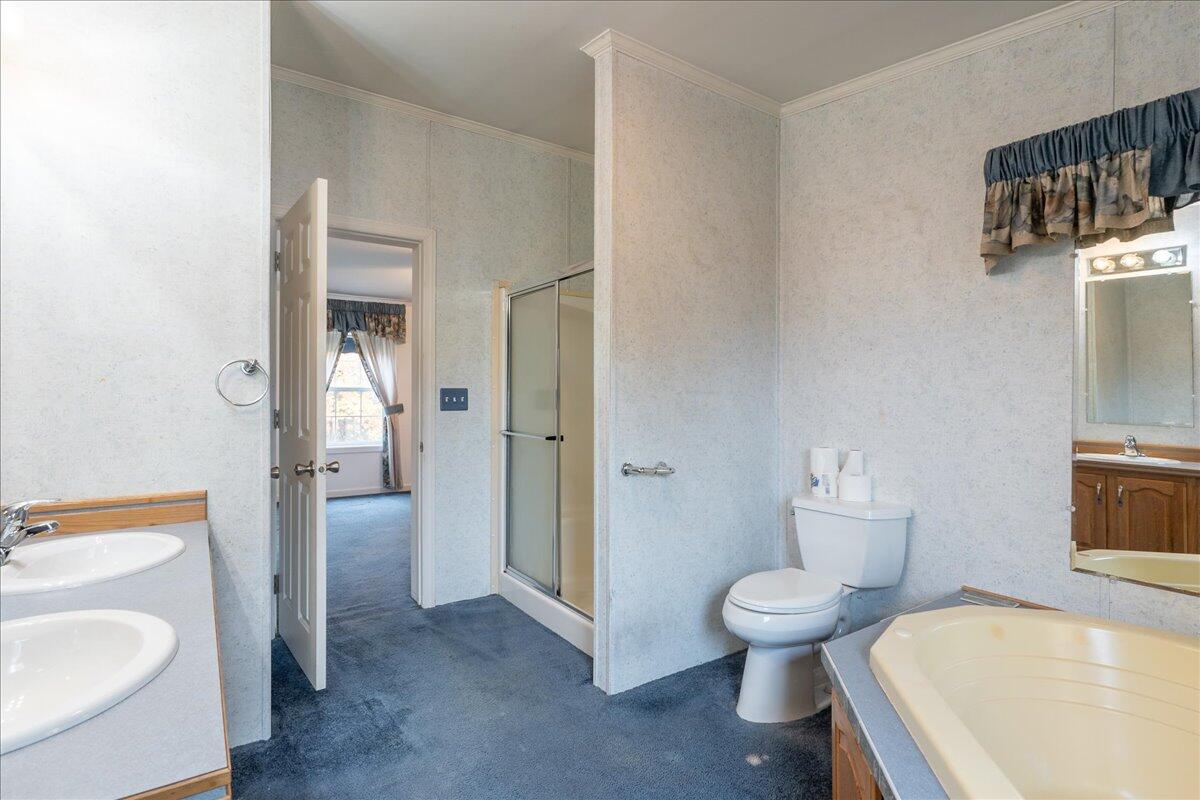 473 New England Road Searsmont ME 04973