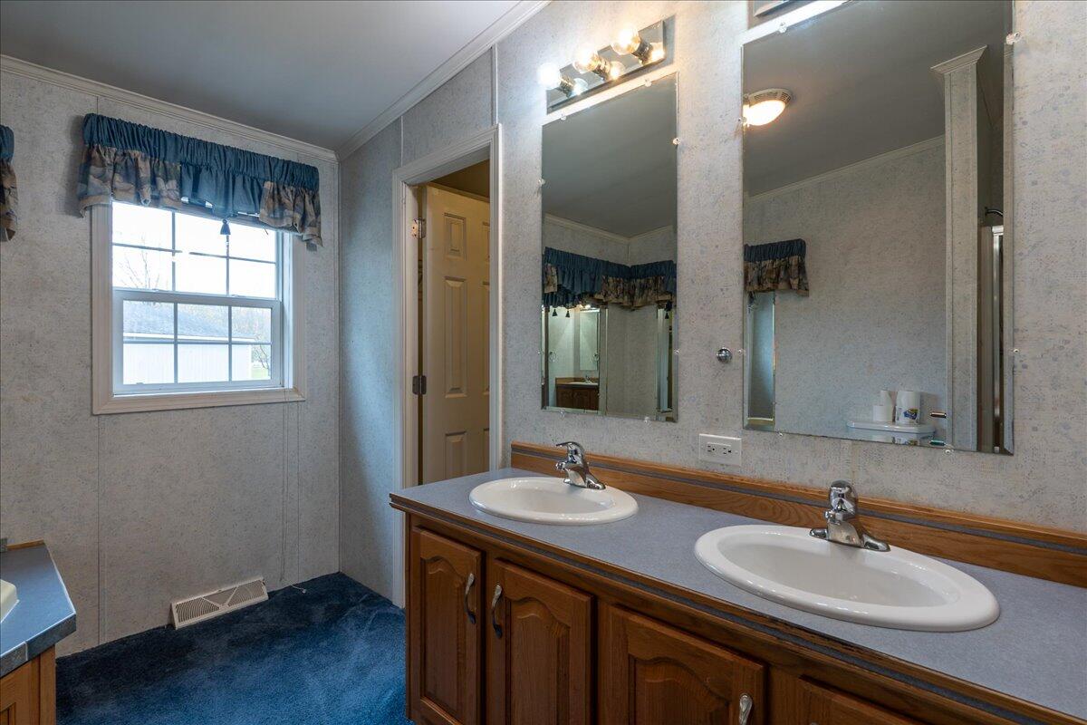 473 New England Road Searsmont ME 04973