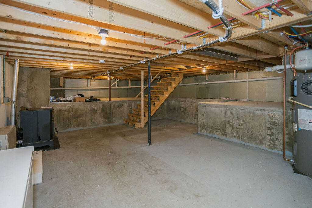 143 Voter Hill Road Farmington ME 04938