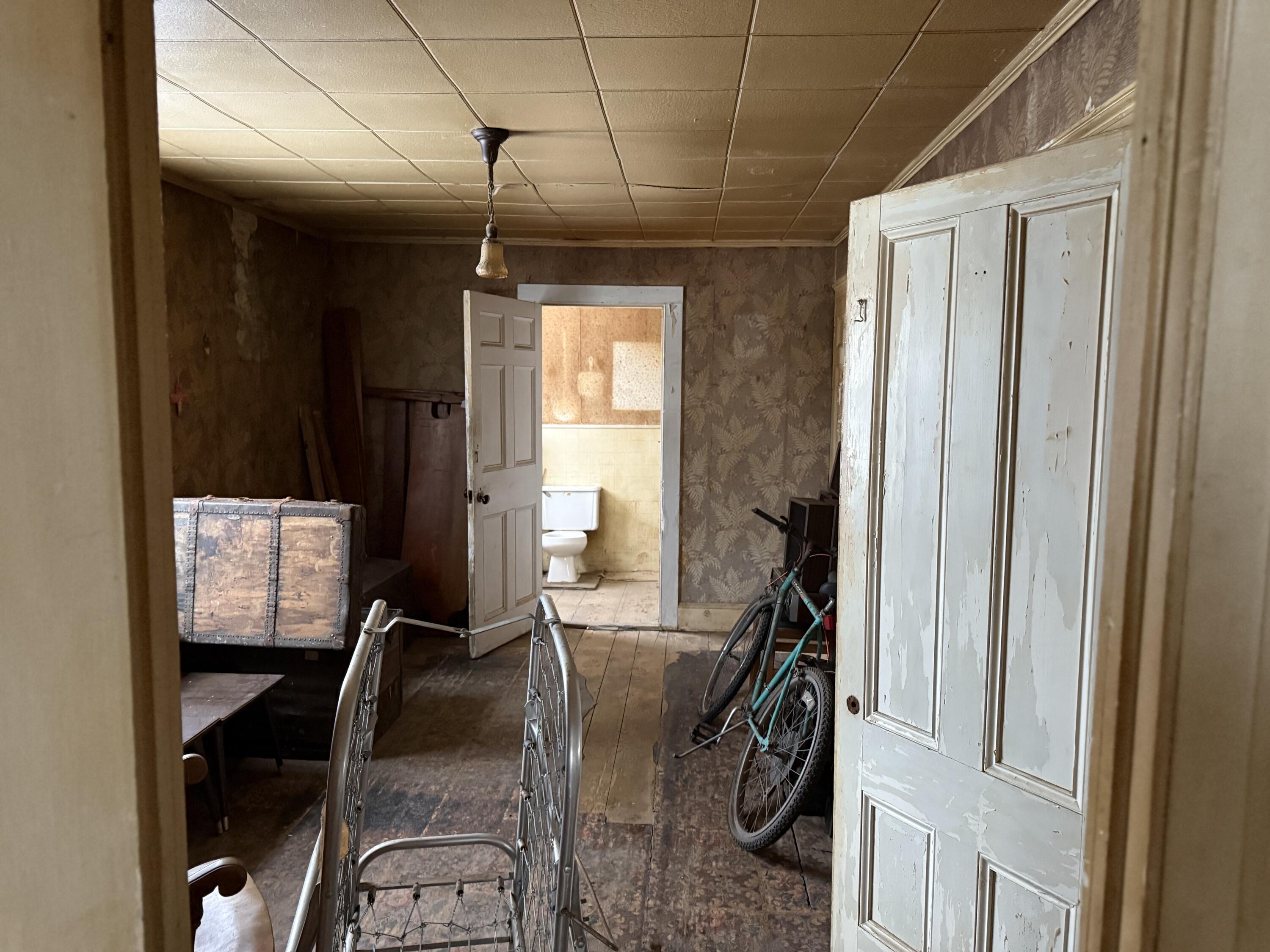 52 Main Street Thomaston ME 04861