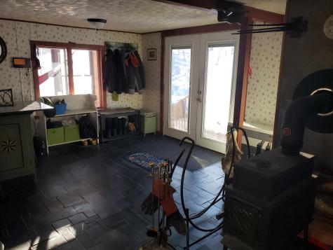 887 Fairbanks Road Farmington ME 04938