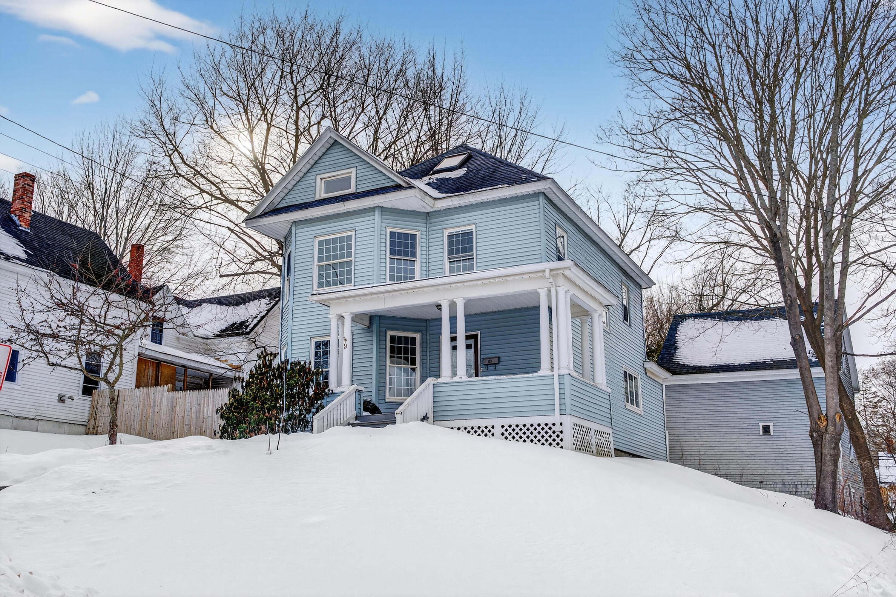 9 Brooks Street Augusta ME 04330