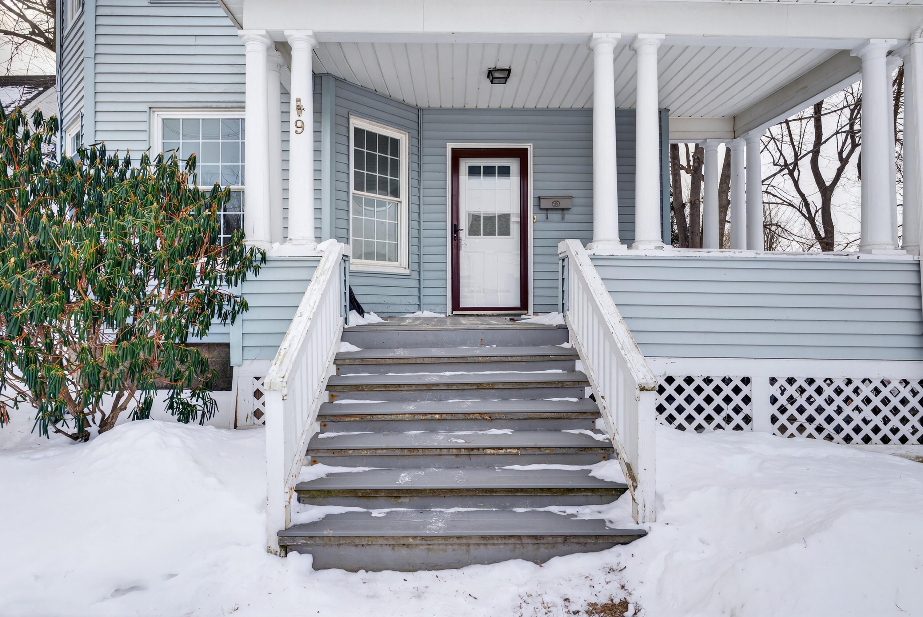 9 Brooks Street Augusta ME 04330