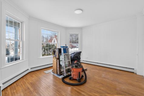 9 Brooks Street Augusta ME 04330