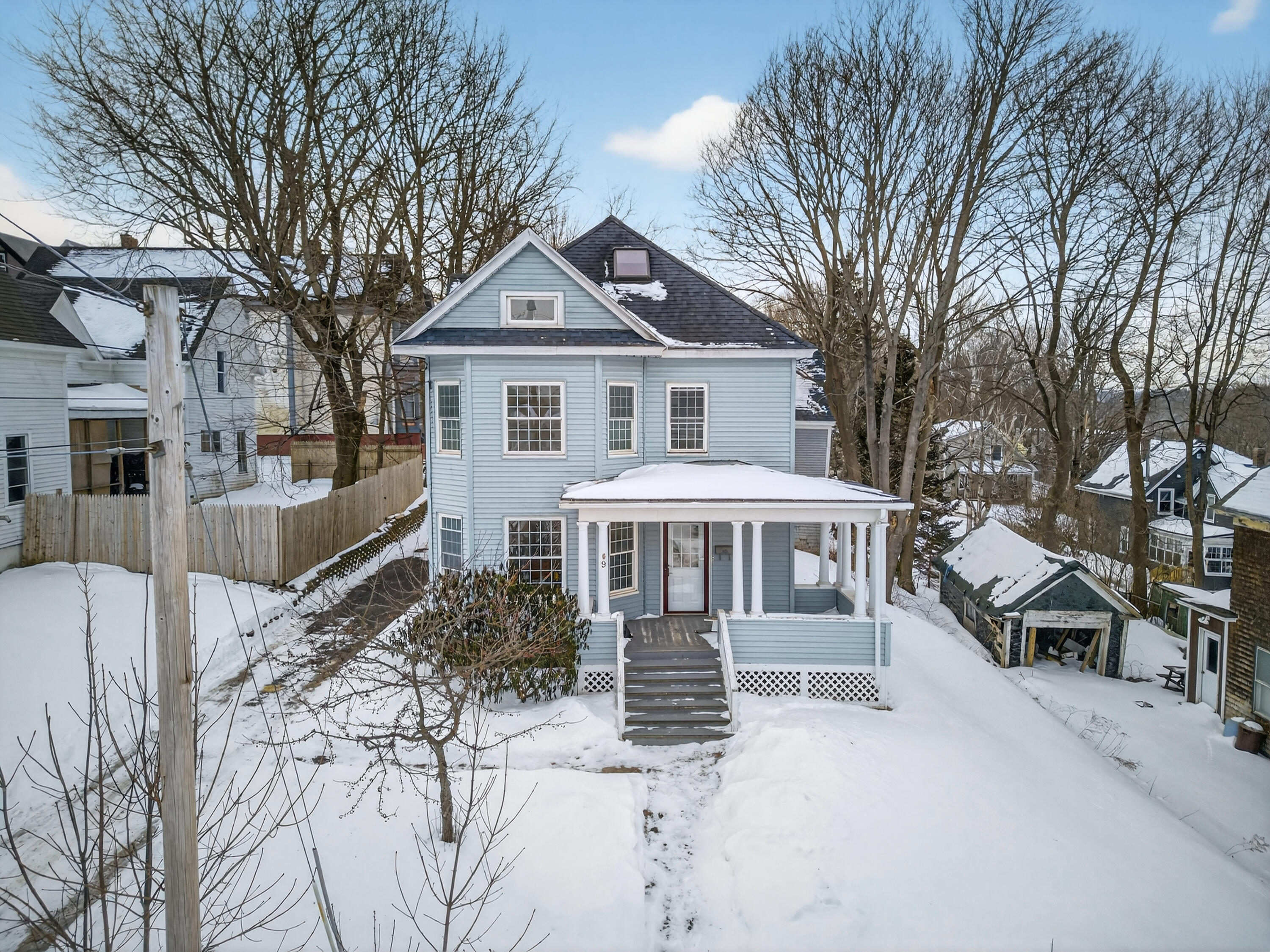 9 Brooks Street Augusta ME 04330