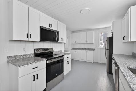 9 Brooks Street Augusta ME 04330