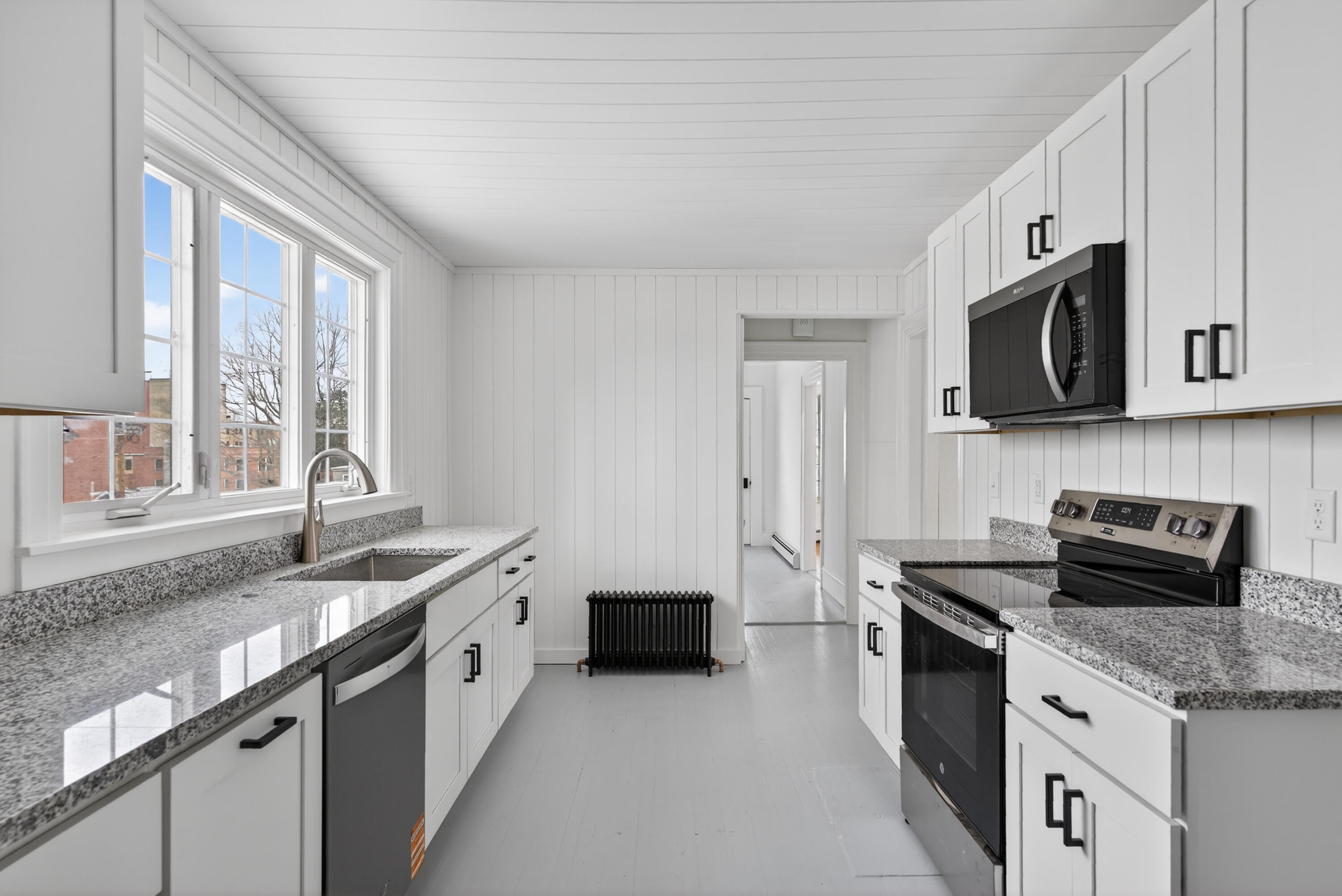 9 Brooks Street Augusta ME 04330