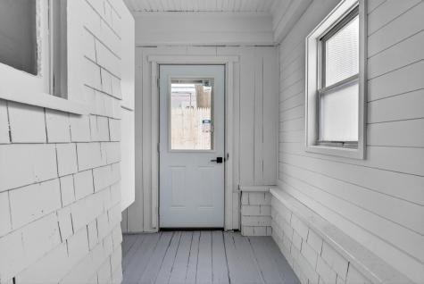 9 Brooks Street Augusta ME 04330