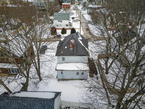 9 Brooks Street Augusta ME 04330