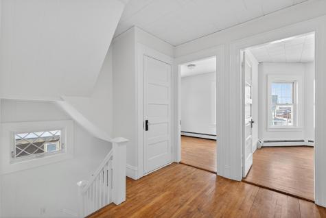 9 Brooks Street Augusta ME 04330