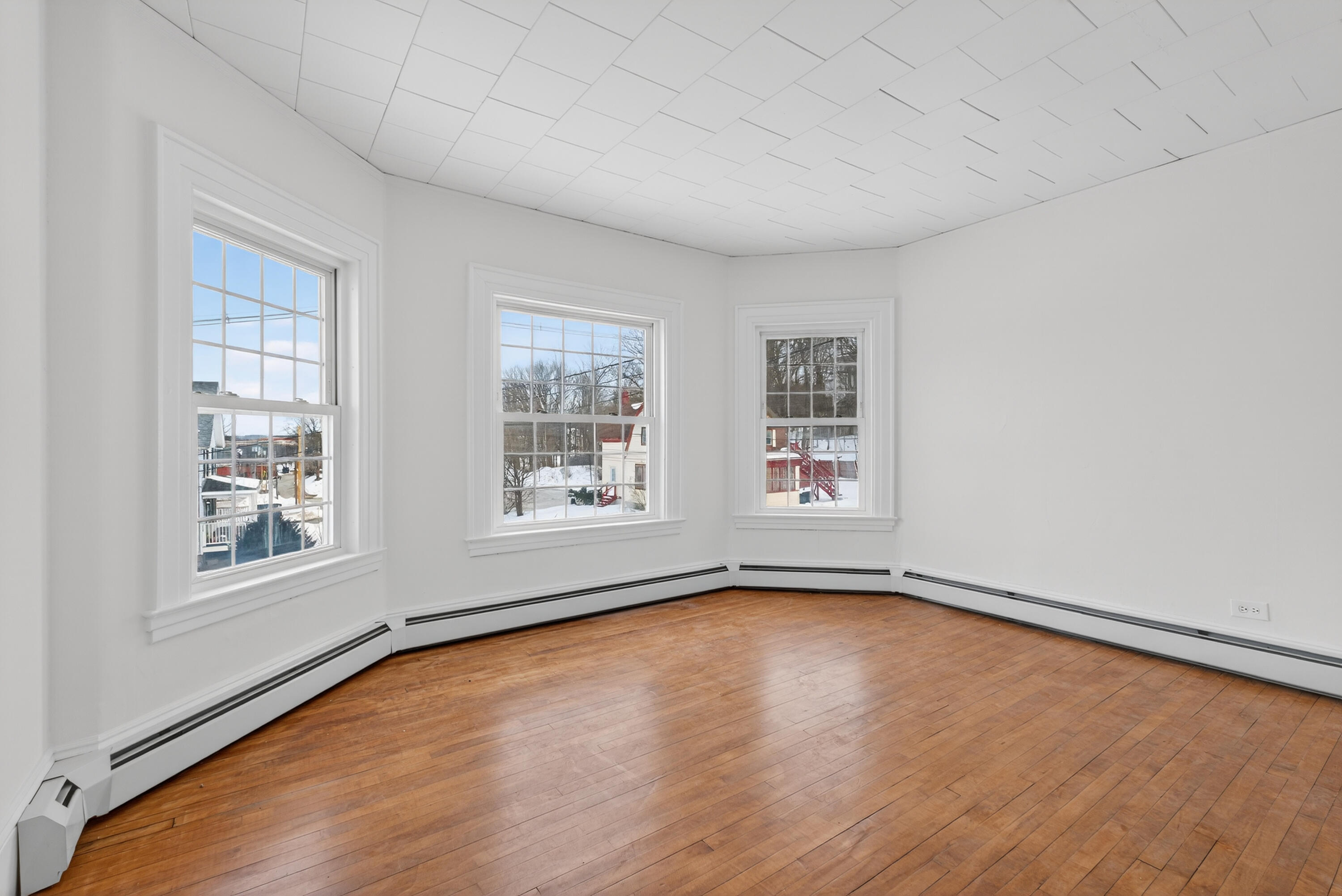 9 Brooks Street Augusta ME 04330