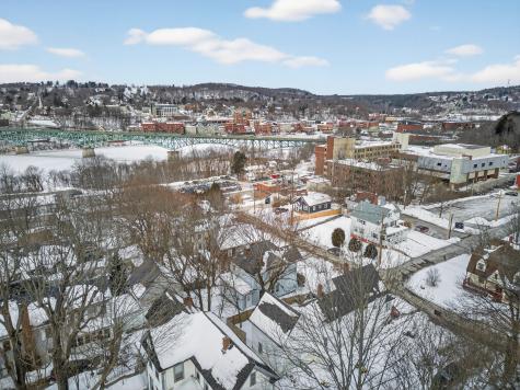 9 Brooks Street Augusta ME 04330