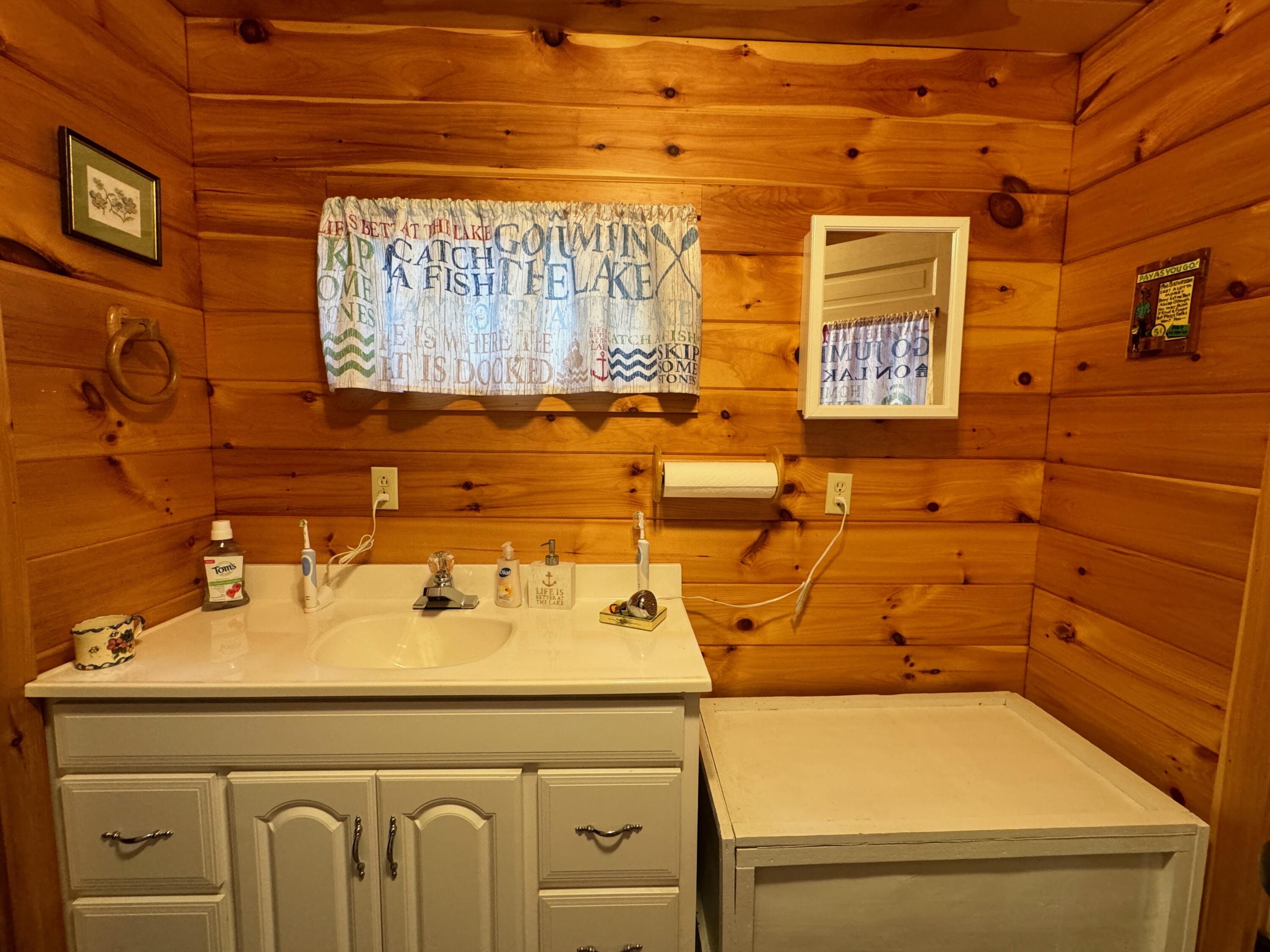 16 Eider Lane Dover-foxcroft ME 04426