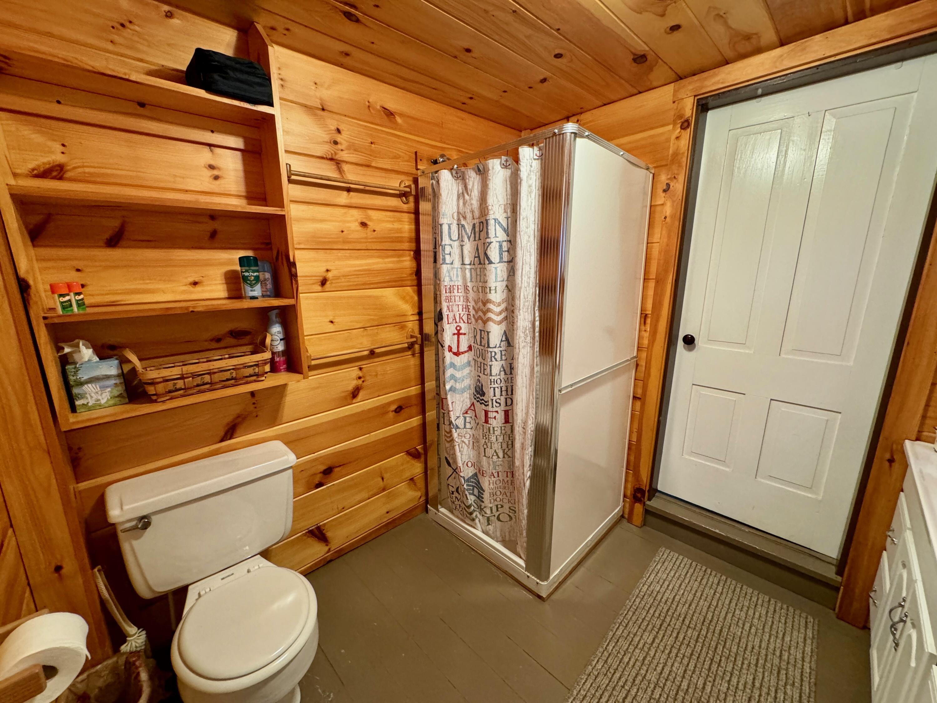 16 Eider Lane Dover-foxcroft ME 04426