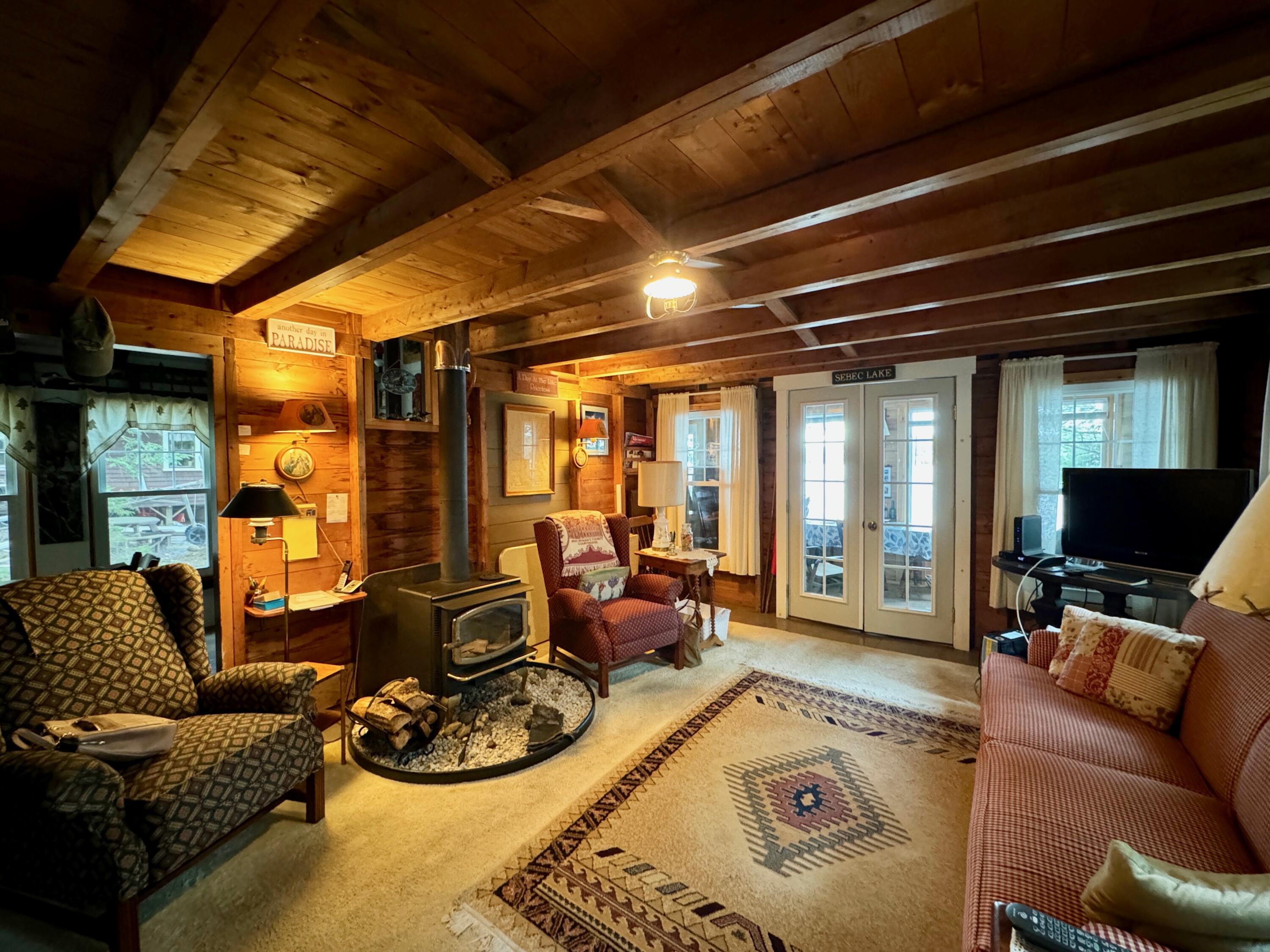 16 Eider Lane Dover-foxcroft ME 04426