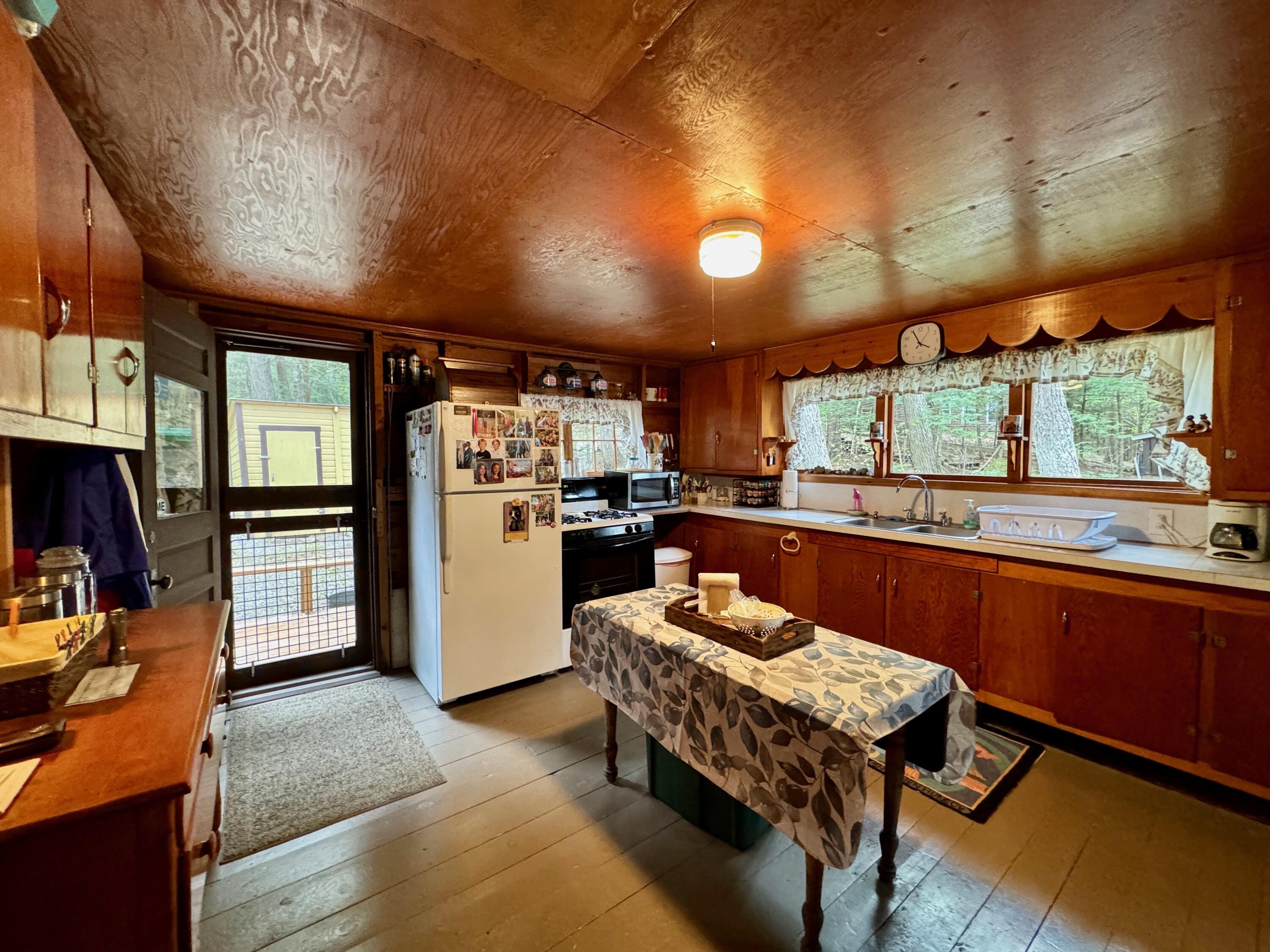 16 Eider Lane Dover-foxcroft ME 04426