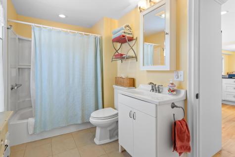 902 Dutch Neck Road Waldoboro ME 04572