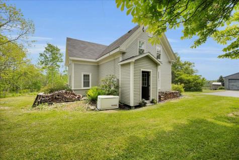 276 N Sedgwick Road Sedgwick ME 04676