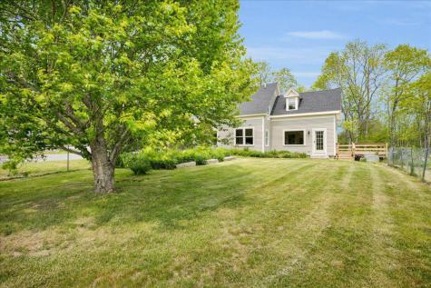 276 N Sedgwick Road Sedgwick ME 04676