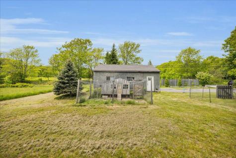 276 N Sedgwick Road Sedgwick ME 04676