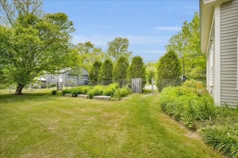 276 N Sedgwick Road Sedgwick ME 04676