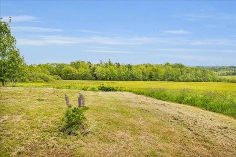 276 N Sedgwick Road Sedgwick ME 04676