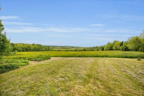 276 N Sedgwick Road Sedgwick ME 04676