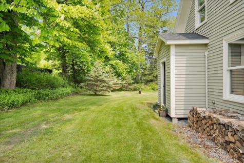 276 N Sedgwick Road Sedgwick ME 04676