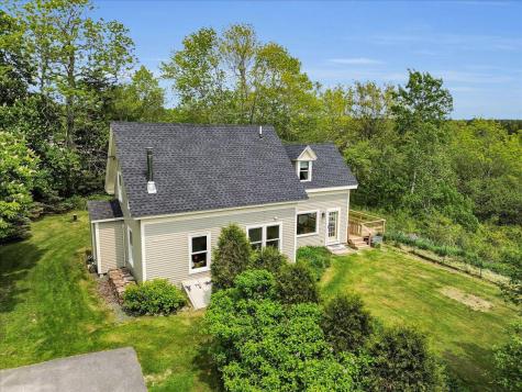 276 N Sedgwick Road Sedgwick ME 04676