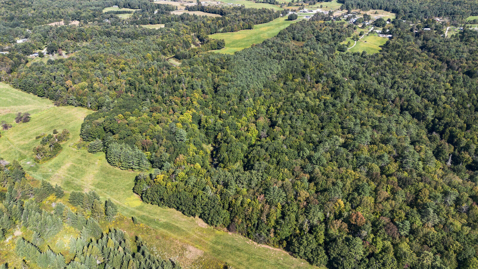 8 Purbeck Lane Richmond ME 04357