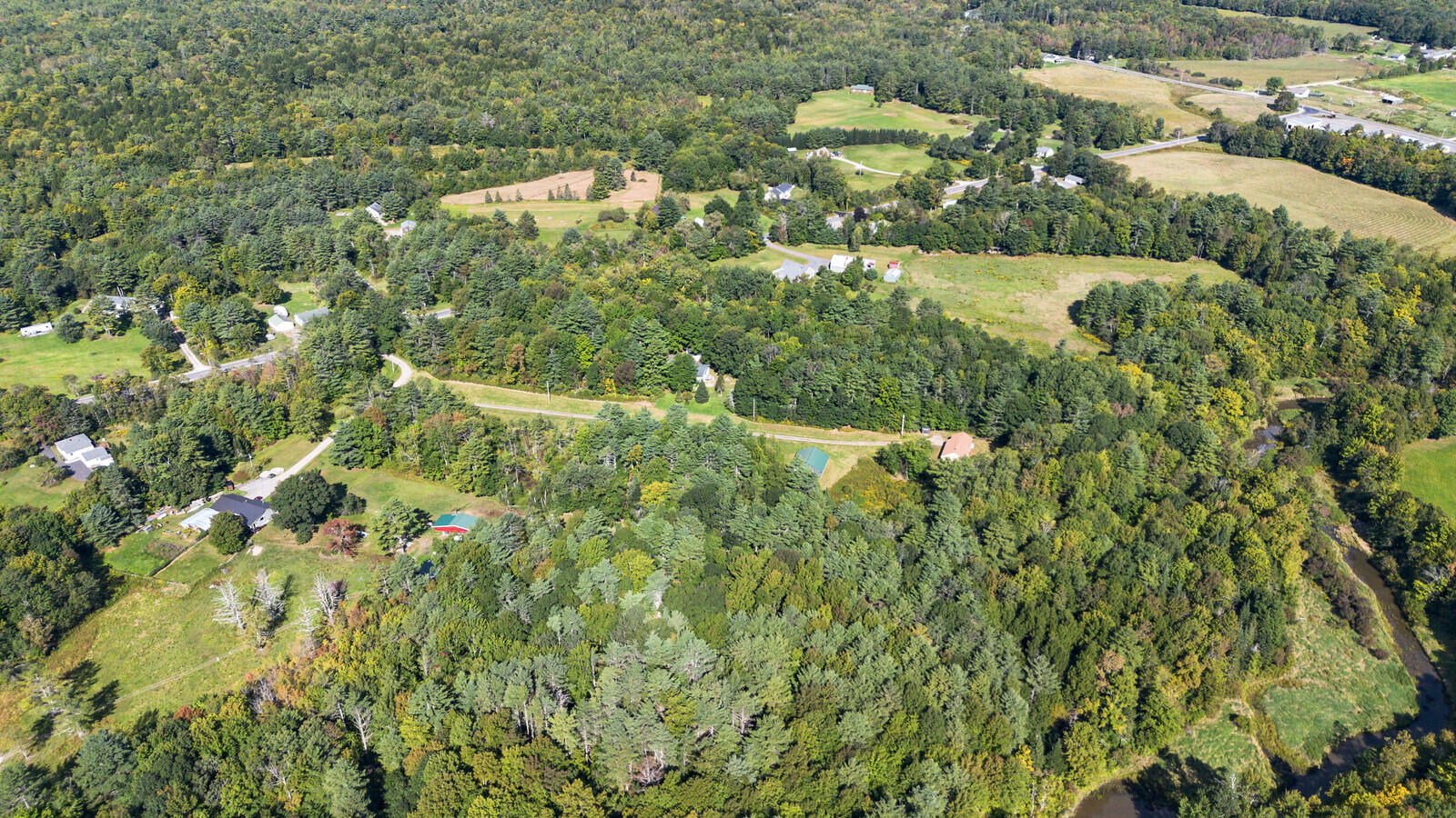 8 Purbeck Lane Richmond ME 04357