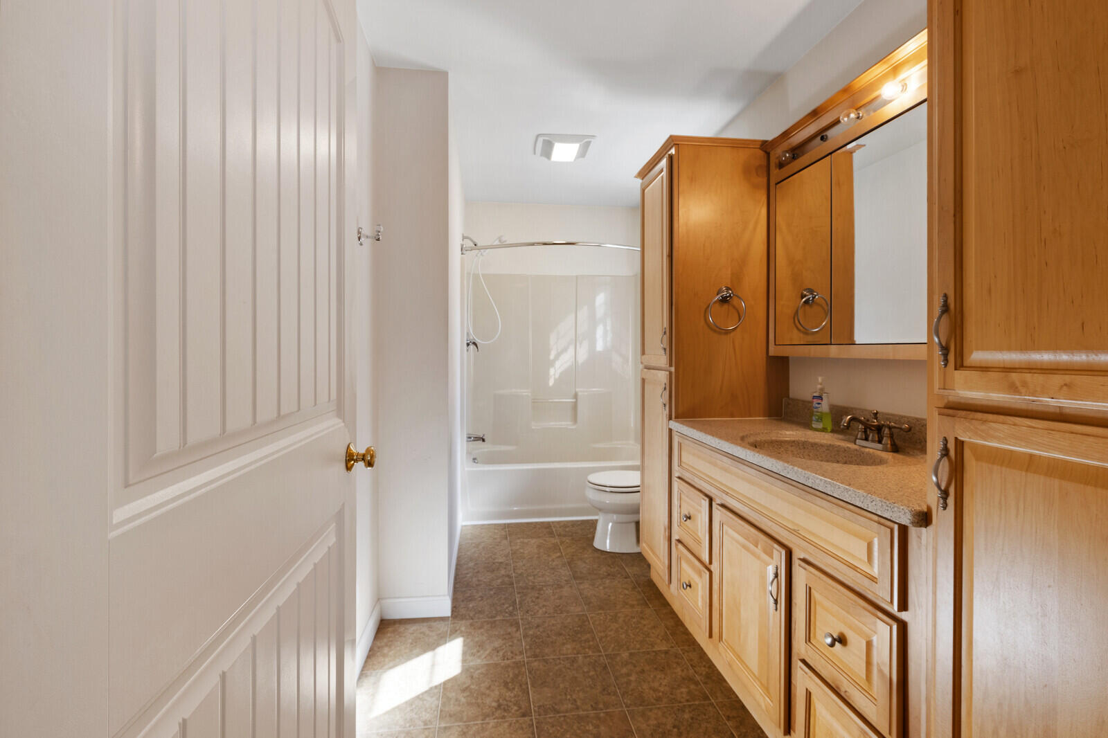 8 Purbeck Lane Richmond ME 04357