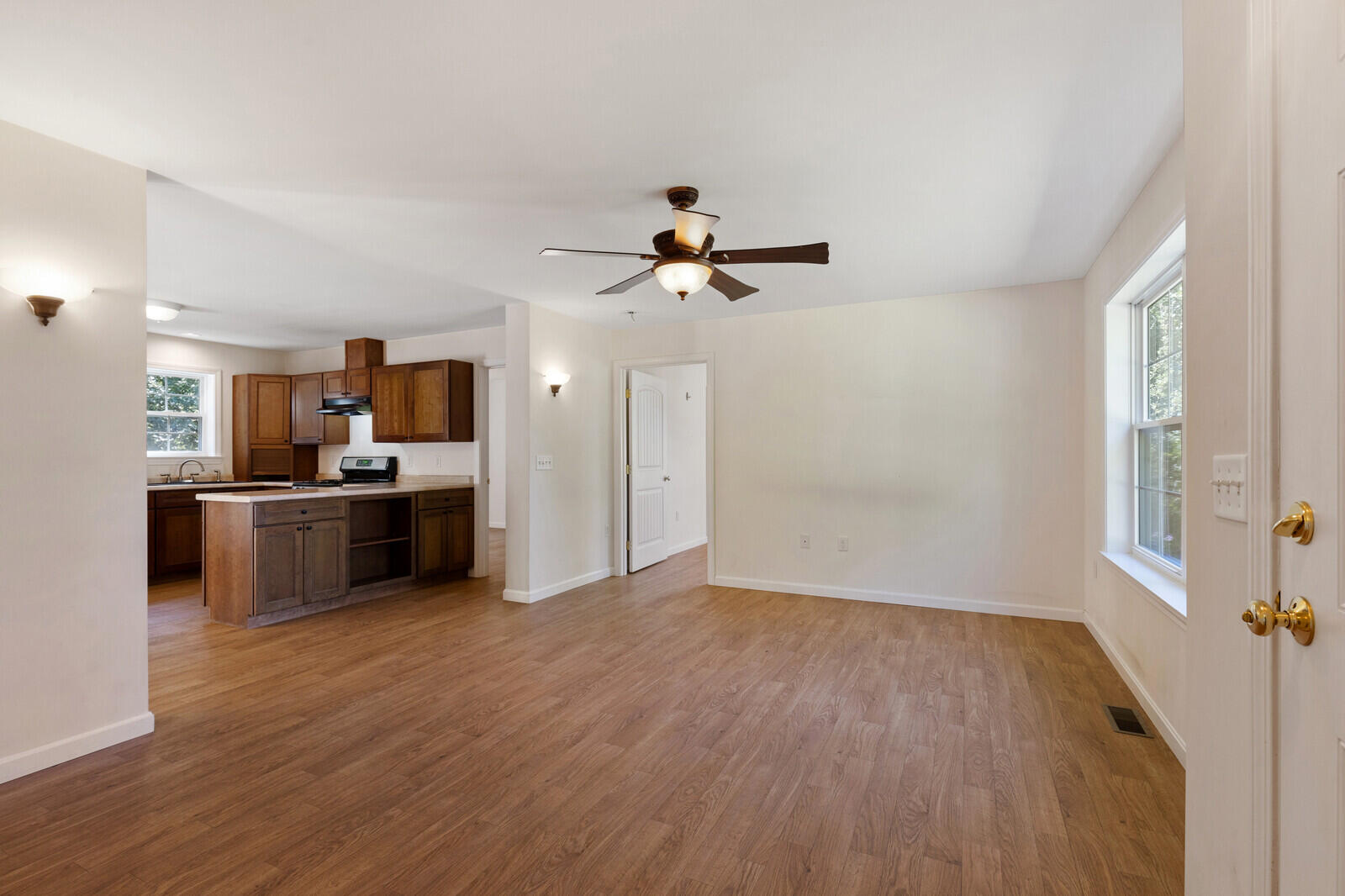 8 Purbeck Lane Richmond ME 04357