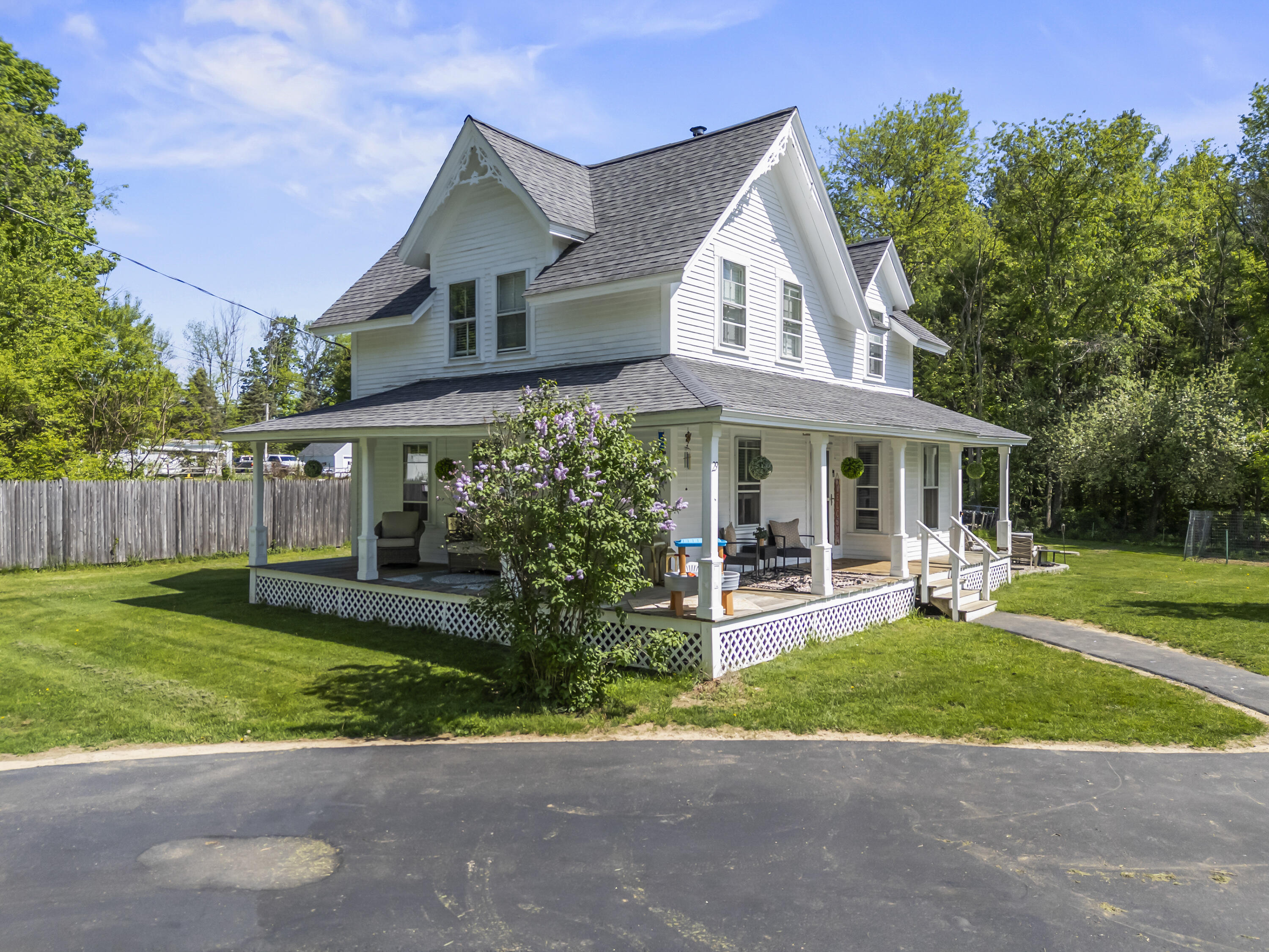 29 Depot Road Lebanon ME 04027