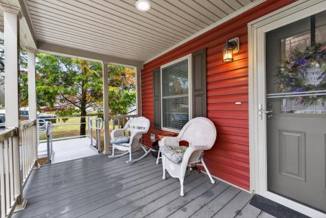 33 Sandalwood Circle Kittery ME 03904