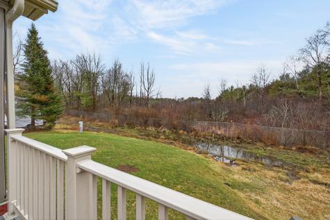 33 Sandalwood Circle Kittery ME 03904