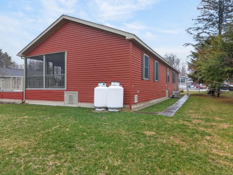 33 Sandalwood Circle Kittery ME 03904