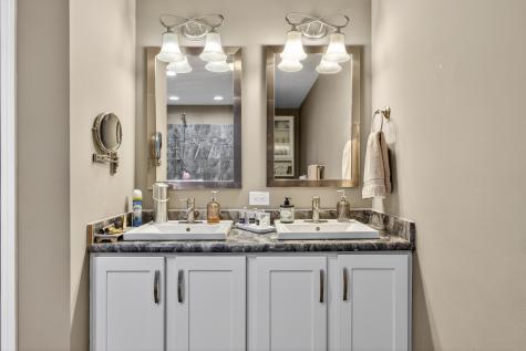 33 Sandalwood Circle Kittery ME 03904