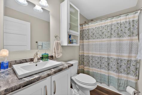 33 Sandalwood Circle Kittery ME 03904