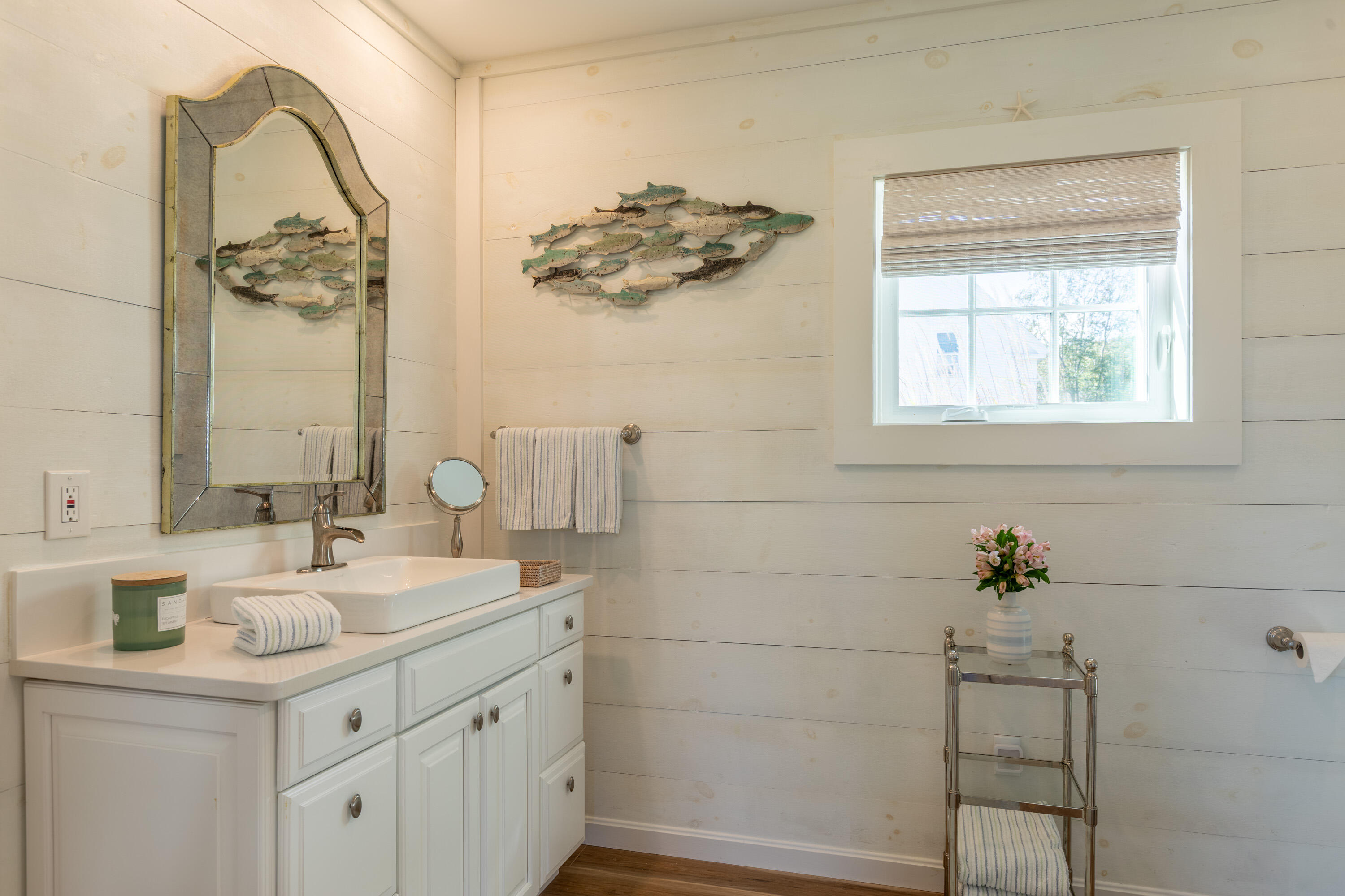 32 Murray Hill Road Boothbay ME 04544