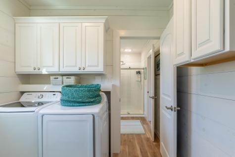 32 Murray Hill Road Boothbay ME 04544