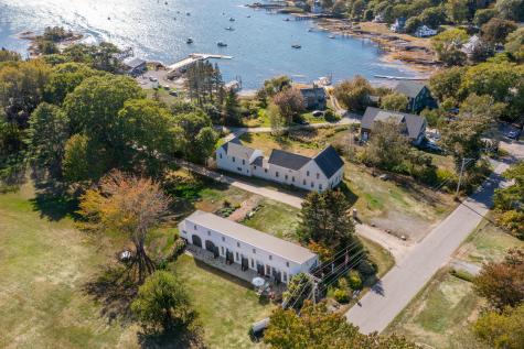 32 Murray Hill Road Boothbay ME 04544