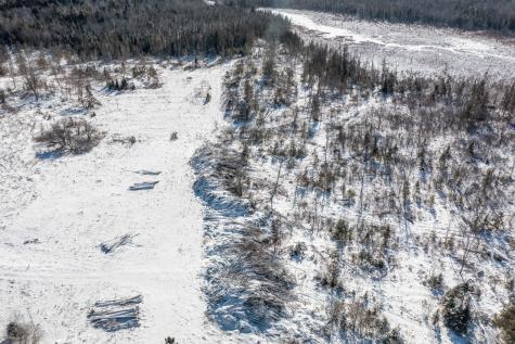 16 Dairy Lane Pembroke ME 04666